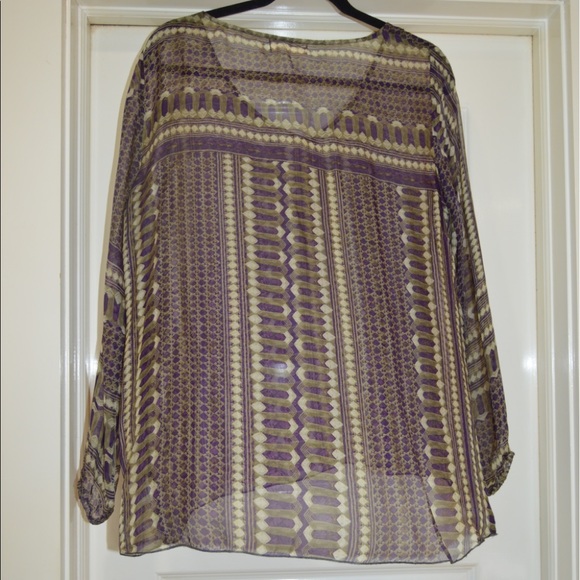 Love & Liberty silk blouse. - Picture 2 of 8